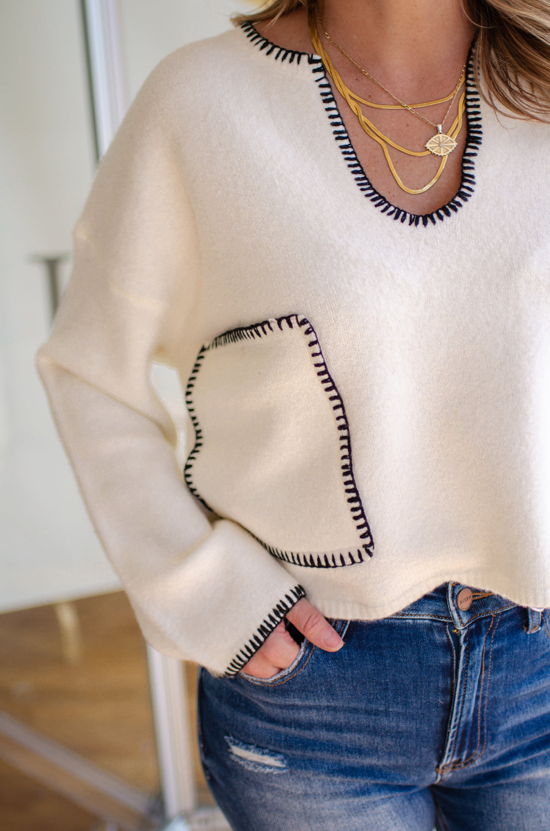 Classic Stitch Pocket Front Sweater Top