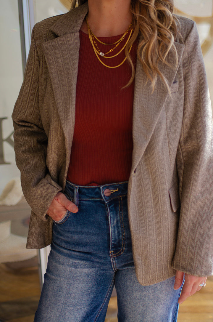 Perfect Herringbone Boyfriend Fit Blazer in Brown