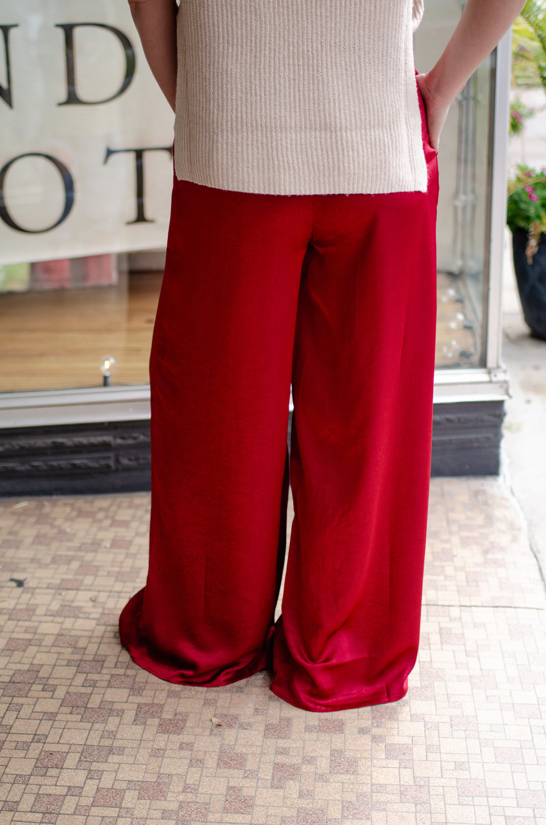 Unwavering Love Pant in Wine