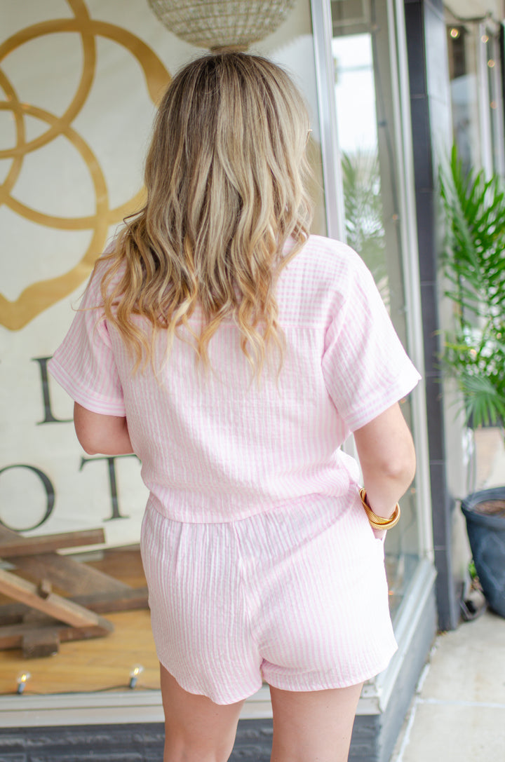 Beach Stroll White & Light Pink Stripe Gauze Pull On Shorts