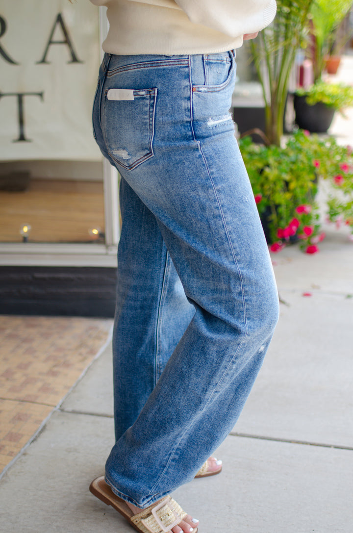 Risen High Rise Wide Leg Baggy Jeans in Medium Wash