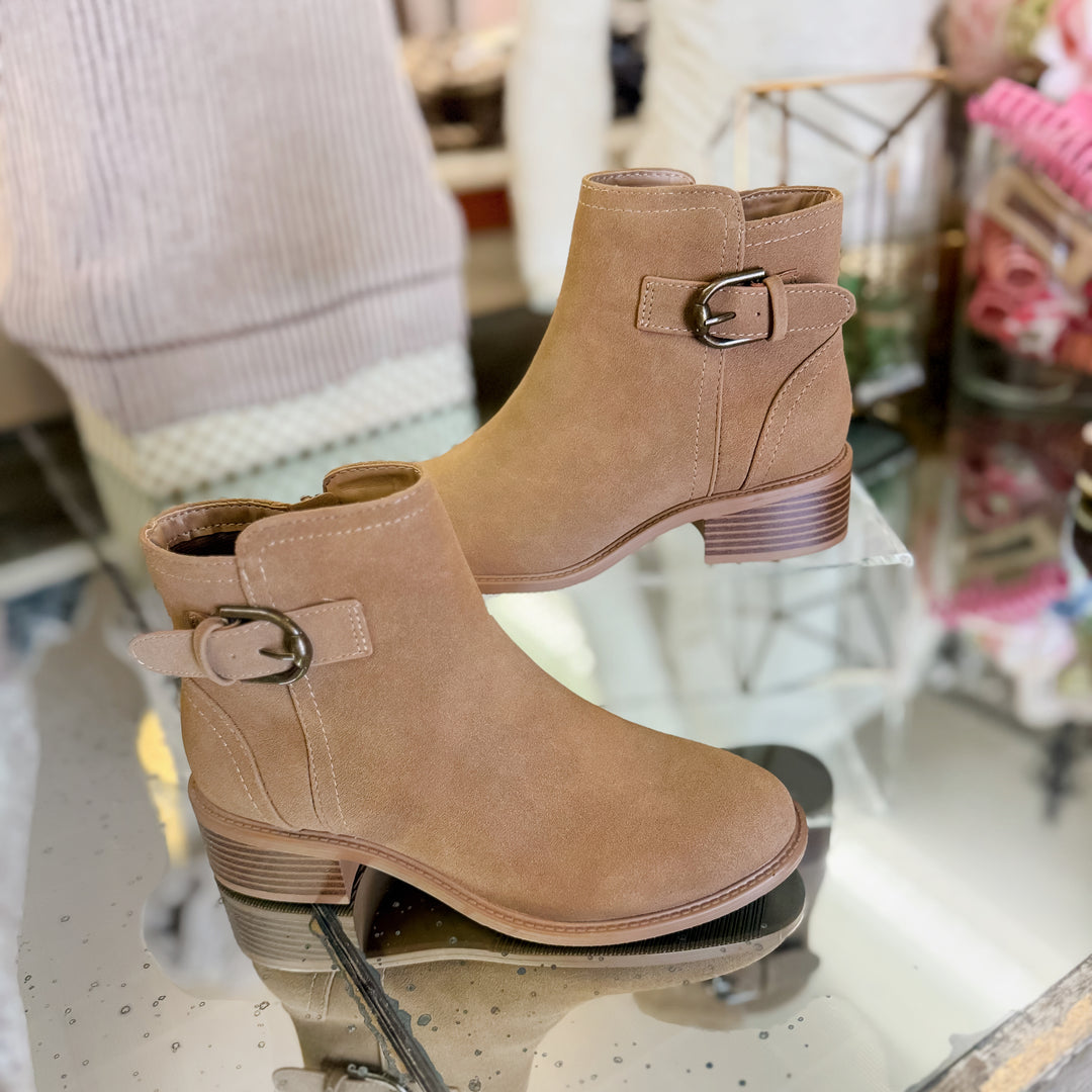 Everyday Perfect Faux Leather Side Buckle Boot in Warm Brown