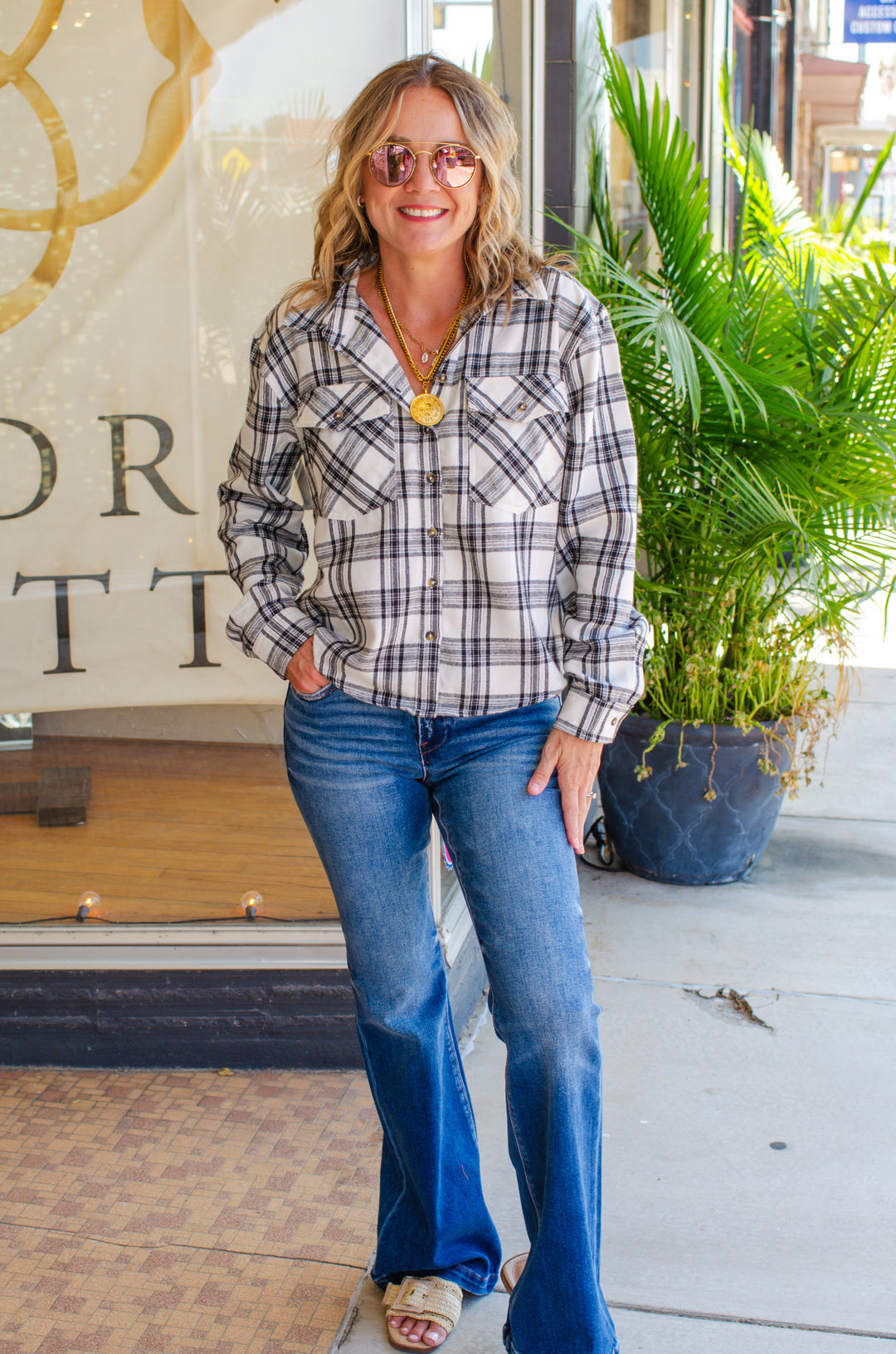 Bonfire Plaid Button Down Flannel in White/Black Mix