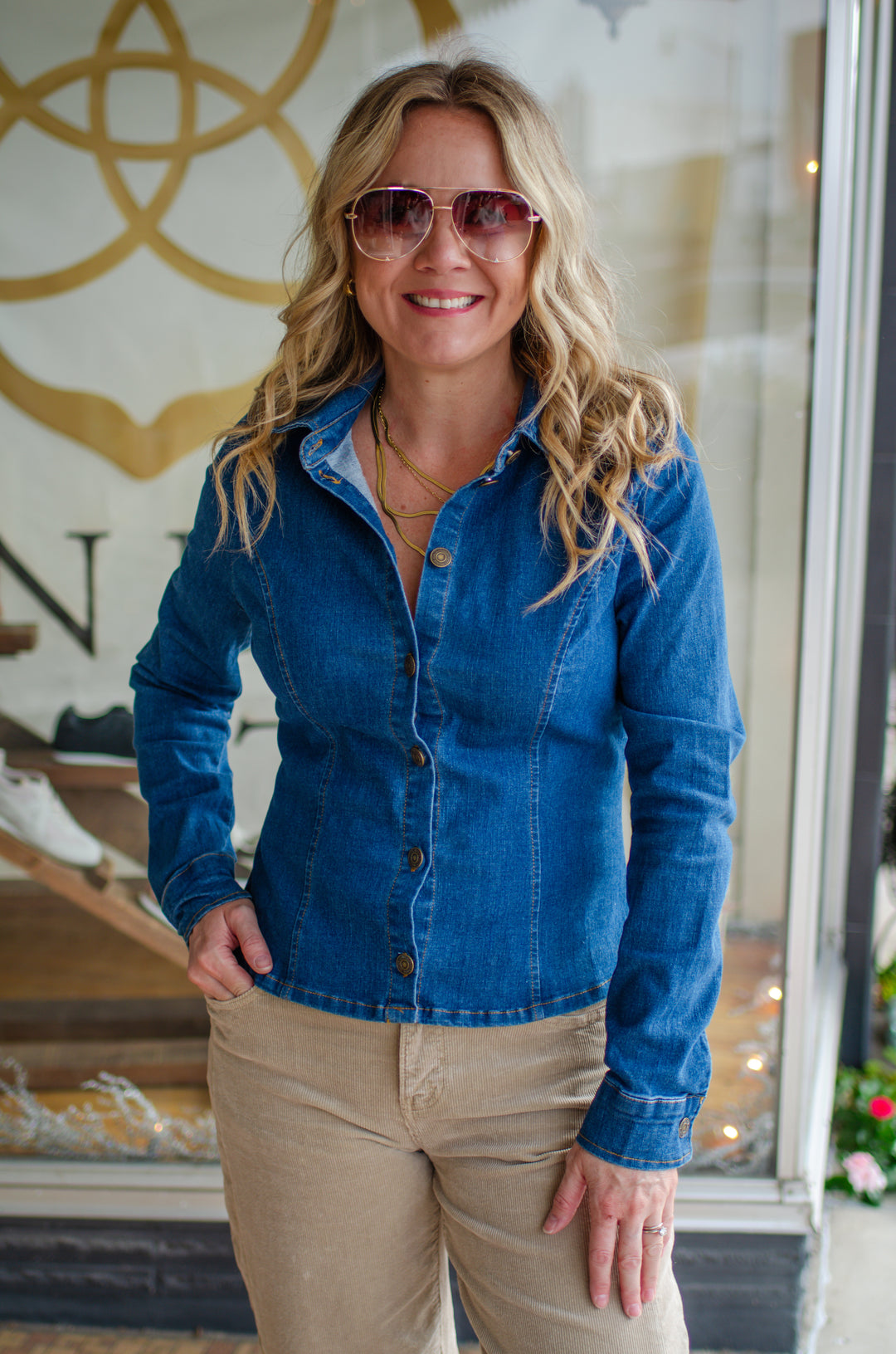 Perfect Denim Fitted Button Down Collared Top in Dark Denim