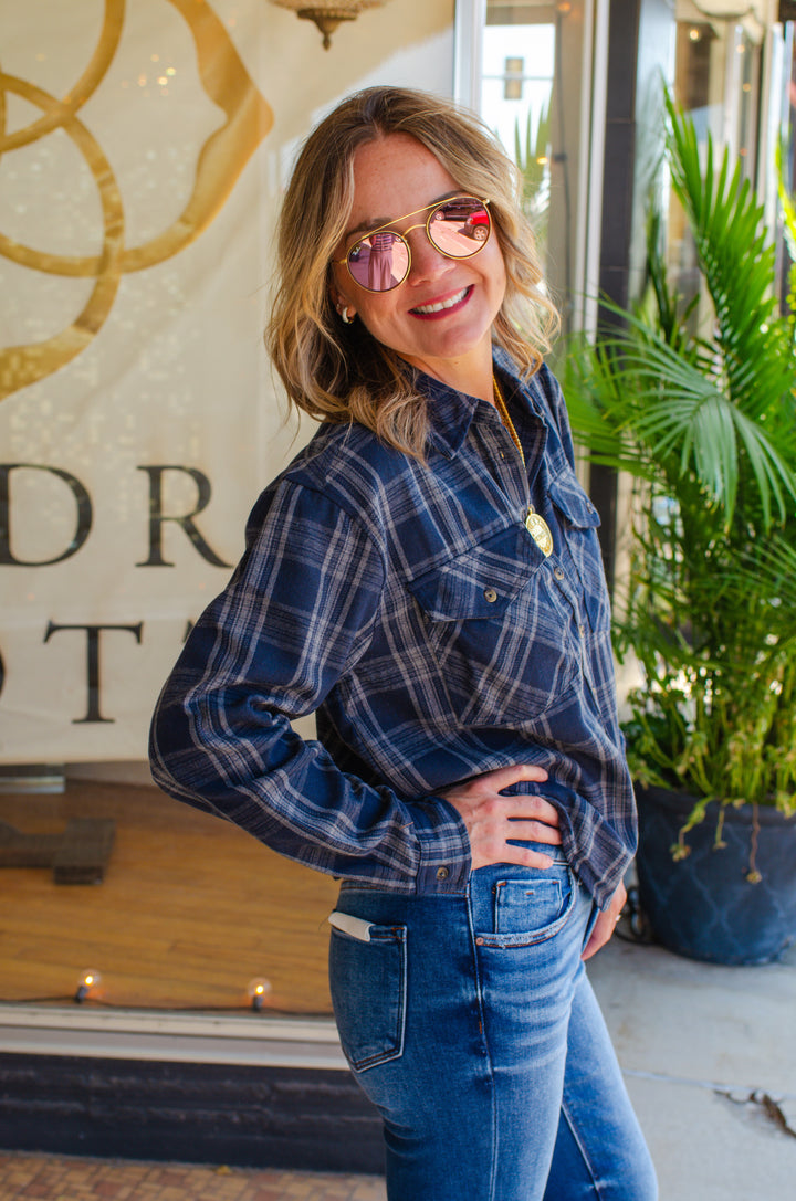 Bonfire Plaid Button Down Flannel in Navy/Grey Mix