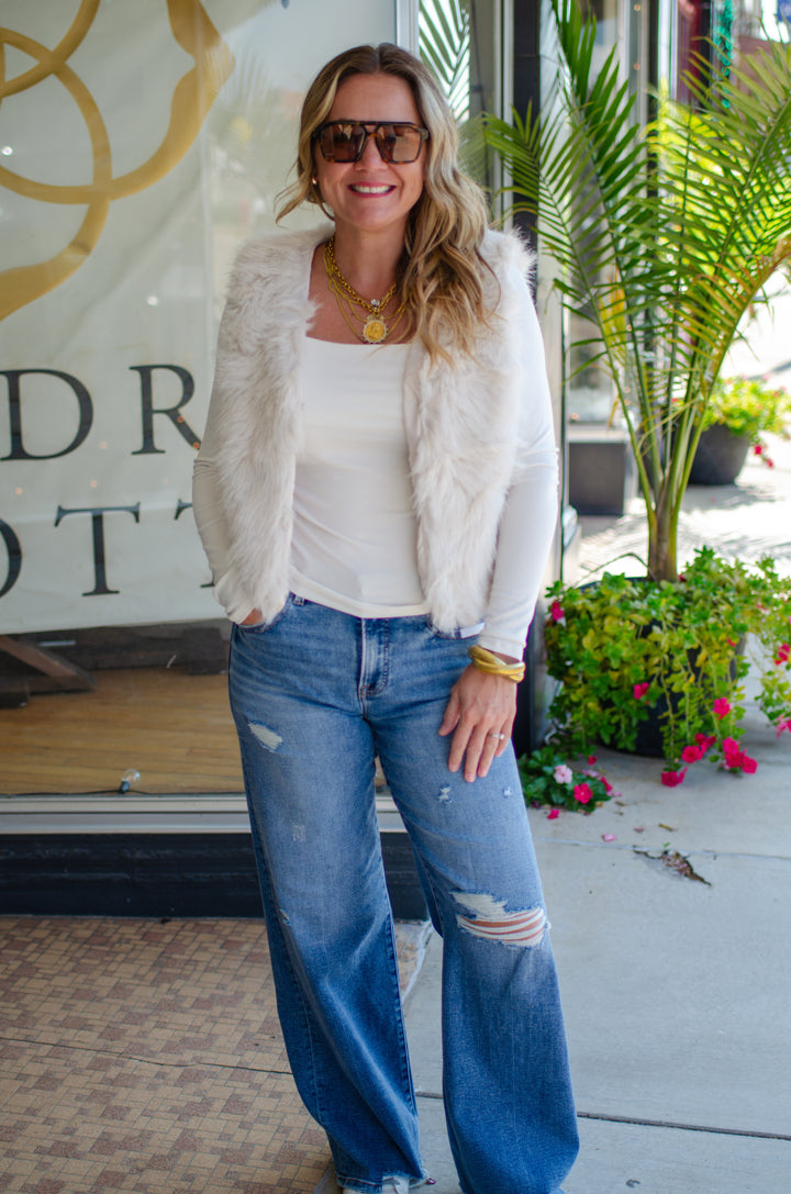 Glam Fur Vest in Ecru