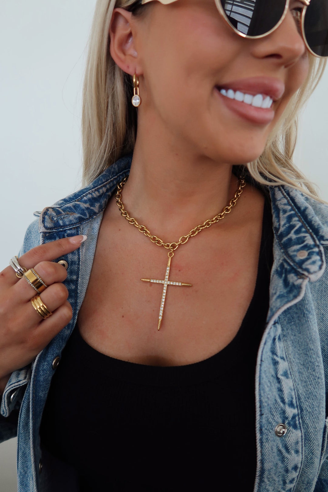Chansuttpearls Luxe Cross Necklace