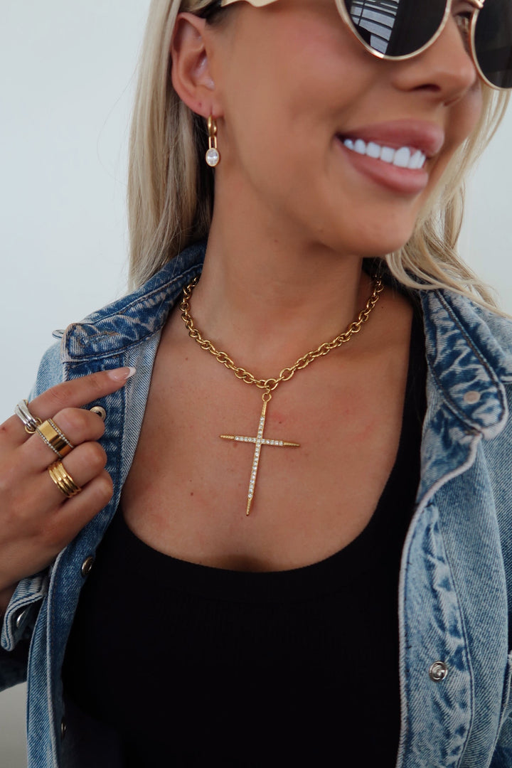 Chansuttpearls Luxe Cross Necklace