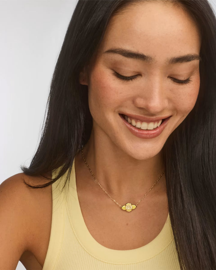 Kendra Scott Abbie Medallion Pendant Yellow Mix on Gold