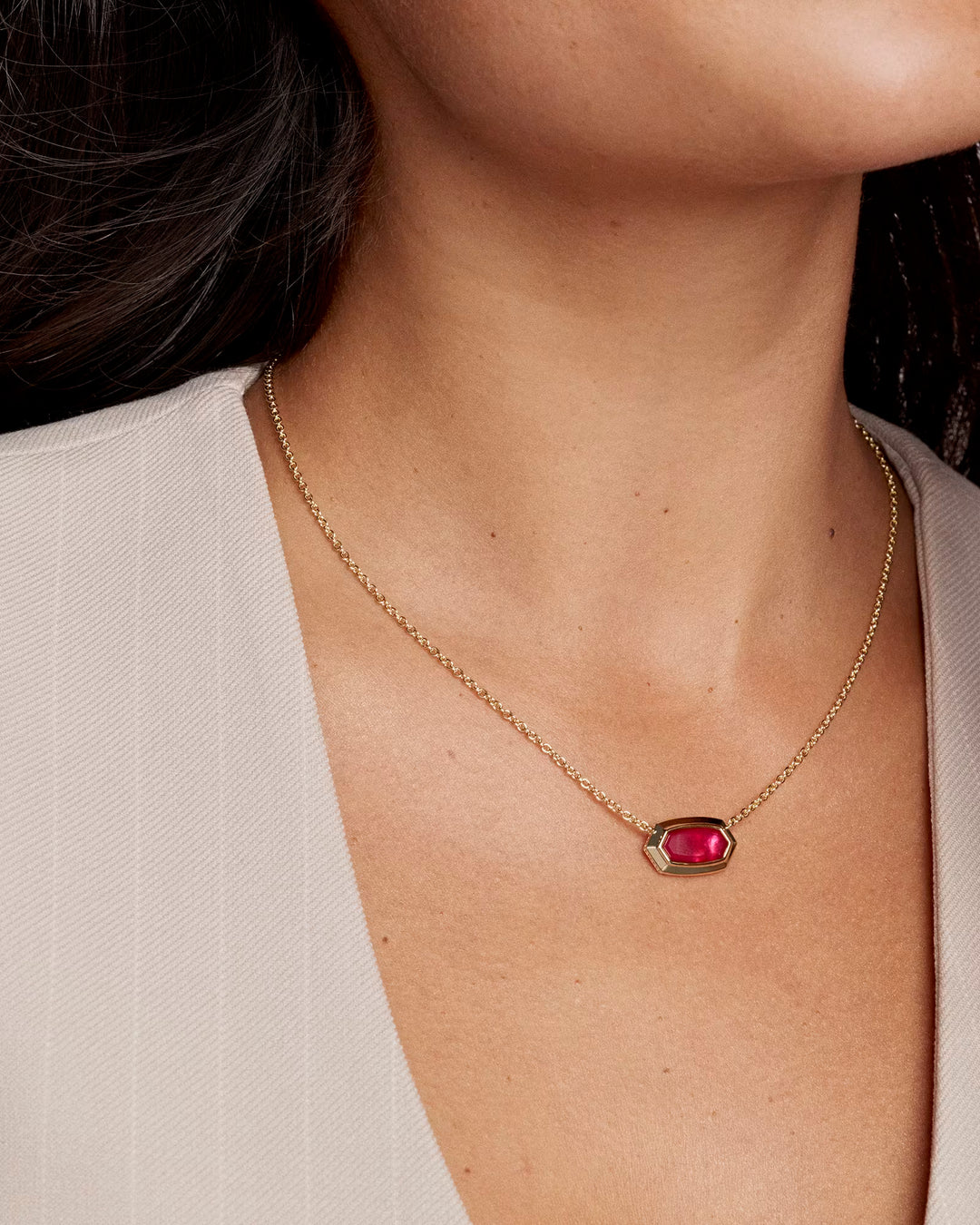Kendra Scott Bezel Pendant Necklace Carmine Red on Gold