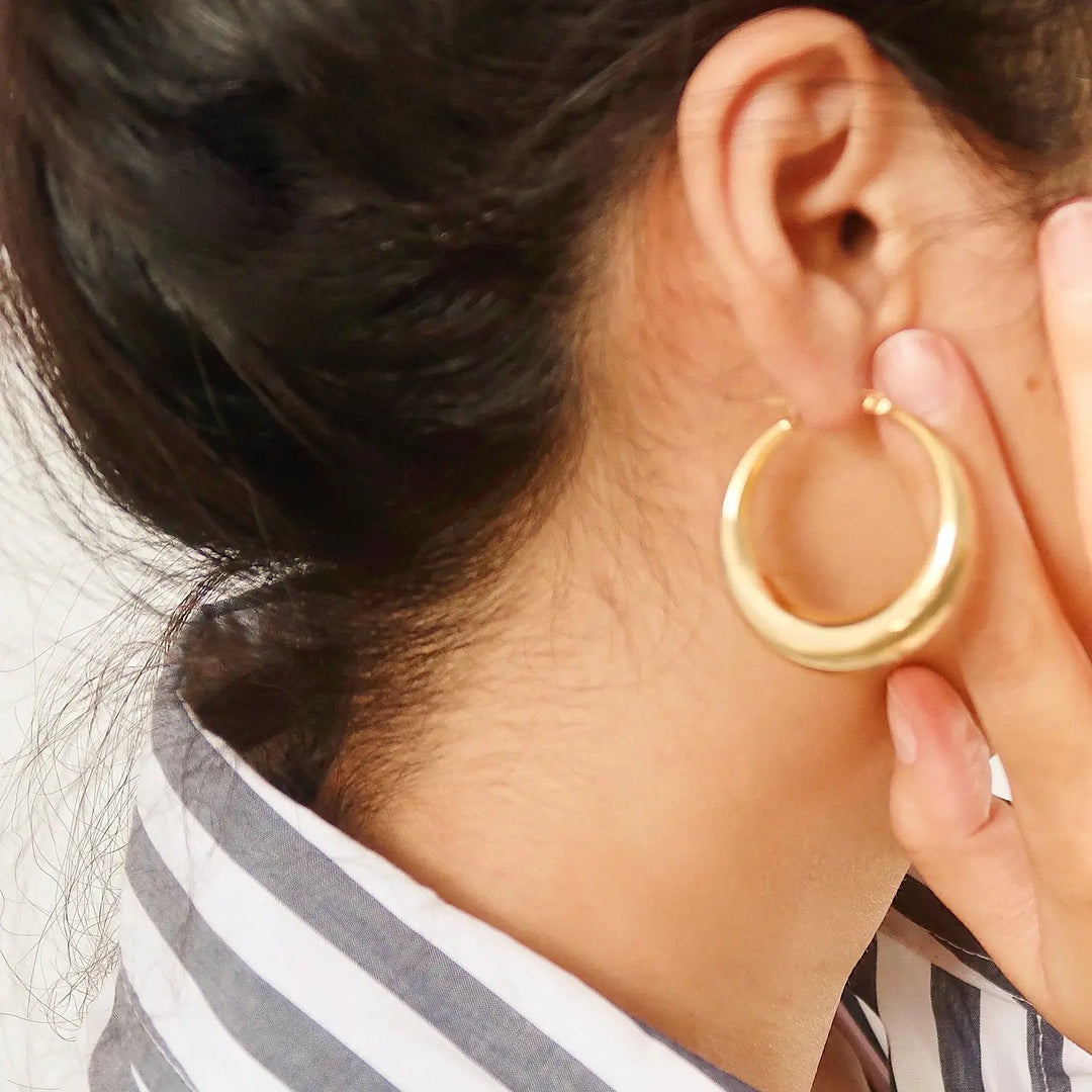 LUXE Ella 18K Gold Plated Non-Tarnish Classic Hoop Earrings