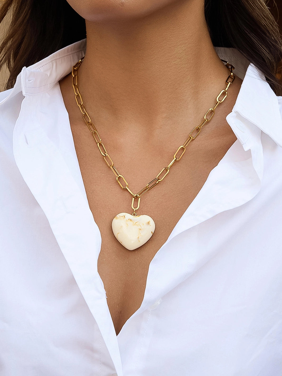 Luxe 18K Stainless Steel Tarnish-Free White Heart Pendant Chain Necklace in Gold