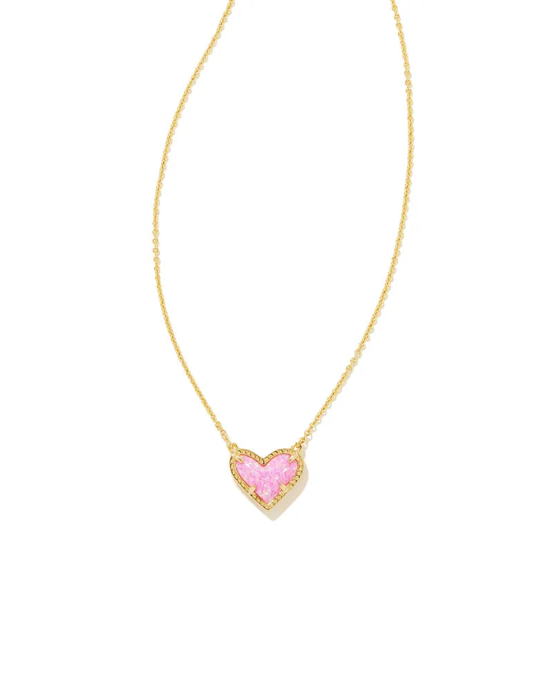 Kendra Scott Ari Heart Pendant Bubblegum Pink Opal on Gold